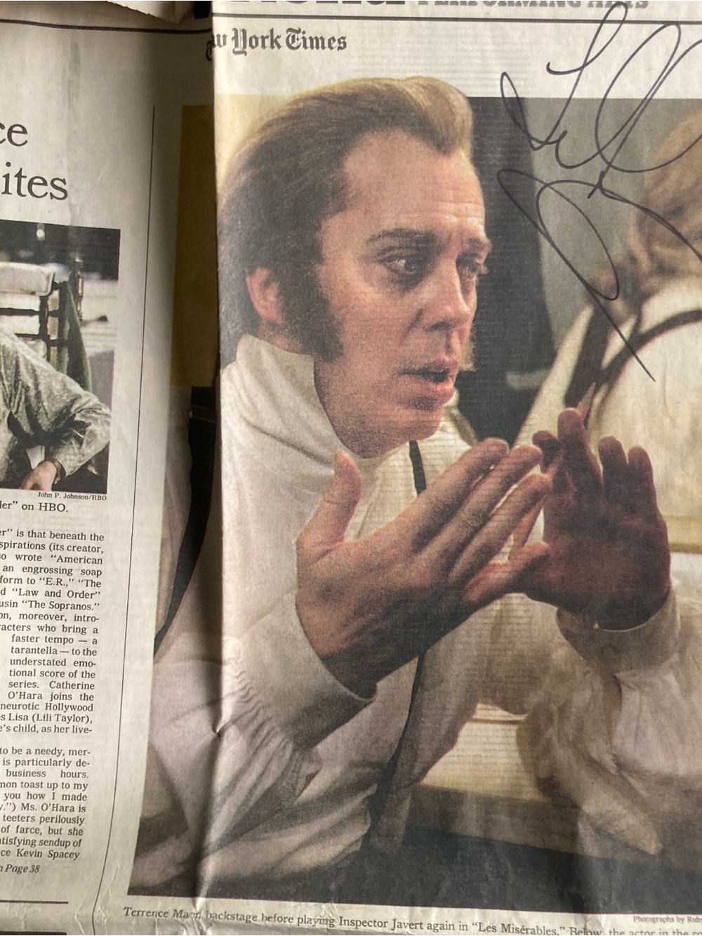 TERRENCE MANN Signed Clipping The New York Times 2003 Les Miserable Closing